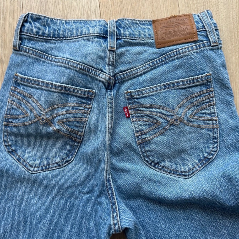 Levi's Ribcage Bell Jeans 27x32 Blue High Rise Flare Leg Denim Hippie Boho Retro - Picture 6 of 12